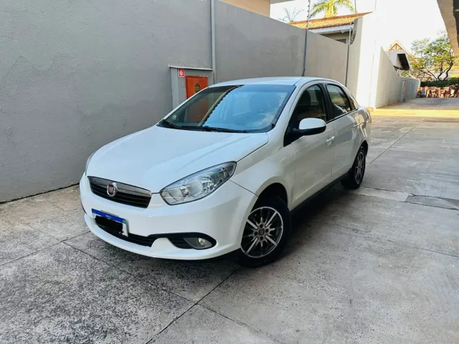 Fiat Grand Siena Attrac. 1.4 EVO F.flex 8V 2016