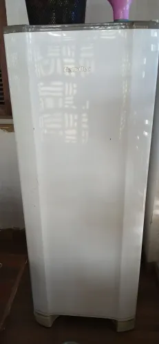 Geladeira esmaltec 275l