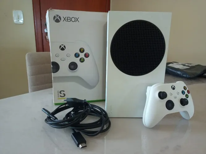 Xbox séries s semi novo 