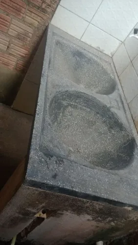 Tanque duplo de lavar roupa. 150 reias