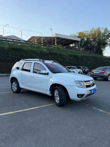 Renault Duster Dynamique 2.0 Hi-flex 16V Aut. 2016
