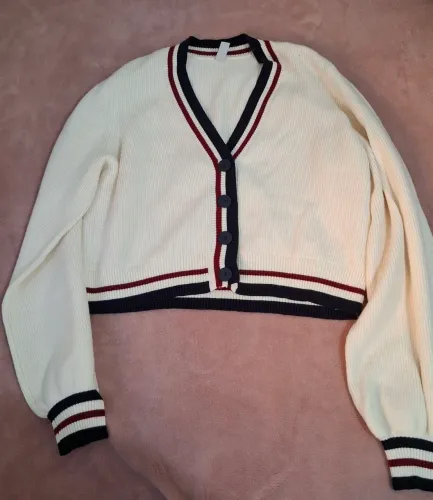 Cardigan curto trico