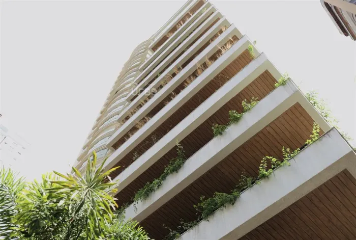 Apartamento com 3 suítes e 4 vagas de garagem, essa unidade possui 287 m²