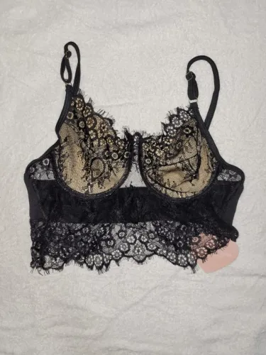 Cropped de Renda Preto e Nude Darlene Lima - Novo com Etiqueta