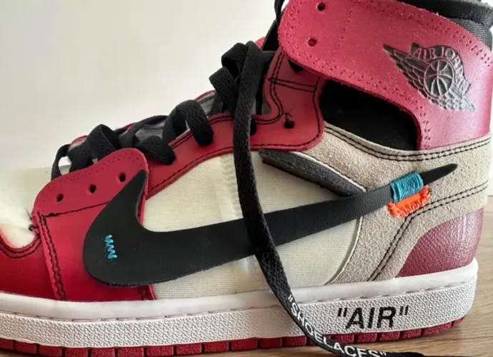 Nike air jordan chicago off white 