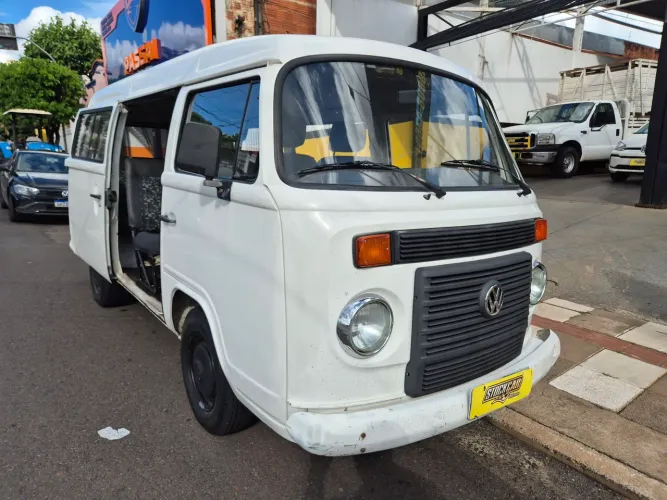 Volkswagen Kombi Standard 1.4 MI Total Flex 8V 2012