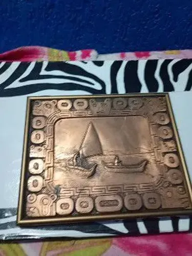 Quadro pescadores em barcos da Bolívia pintura na cor cobre medida 19x24
