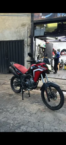 Honda Sahara 300 Rally ABS Flex 2025