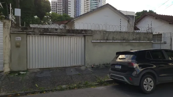 TAMARINEIRA - NASCENTE OITÕES LIVRES 2 SALAS 03 QUARTOS 01 SUITE GRADEADA 2 VGS GARAGENS P