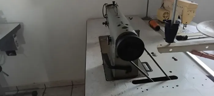 MÁQUINA DE COSTURA RETA SHANGGONG GC1-3 | REVISADA E PRONTA PARA USO
