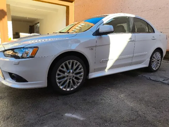 Mitsubishi Lancer GT 2.0 16V 4X4 160cv Aut. 2015