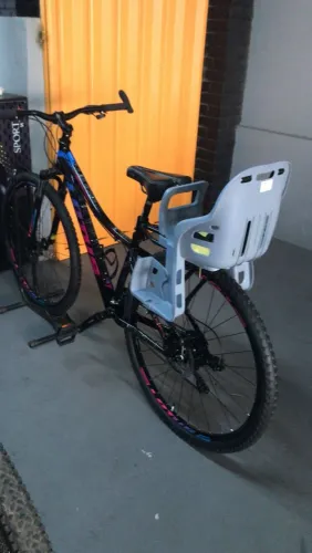 Cadeirinha infantil para bicicleta