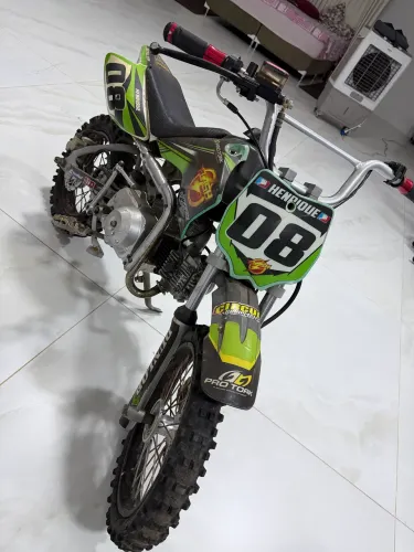 Mini moto de trilha infantil até 17 anos anda