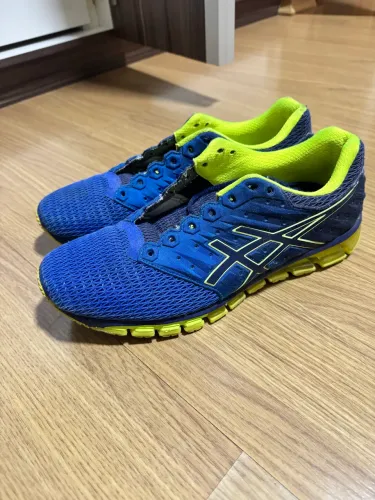 Tênis asics gel quantum 180