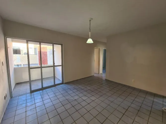 Apartamento com 3 dormitórios para alugar, 85 m² por R$ 1.600,00/mês - Nova Parnamirim - P