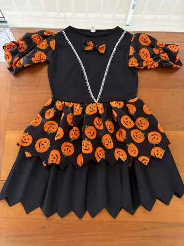 Vestido fantasia de bruxa e halloween - TAM 12