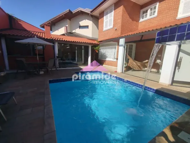 Casa no Jardim das Colinas no Condomínio Residencial Jardim das Colinas em São José dos Ca