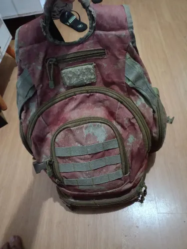 Mochila tática camuflada 