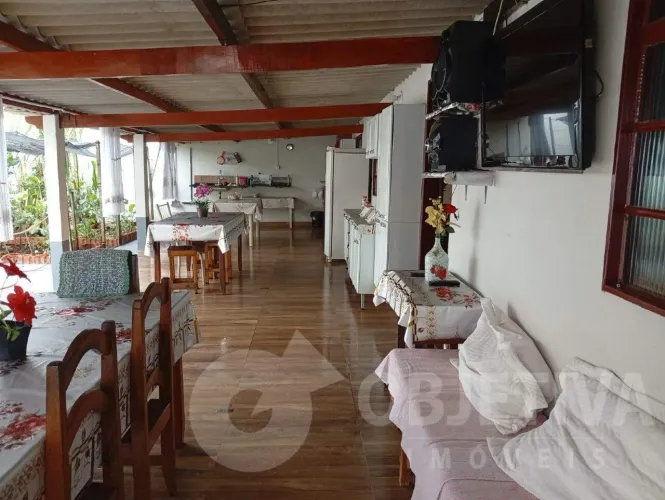 Casa à venda, 5 quartos, 3 vagas, JARDIM IPANEMA - UBERLANDIA/MG