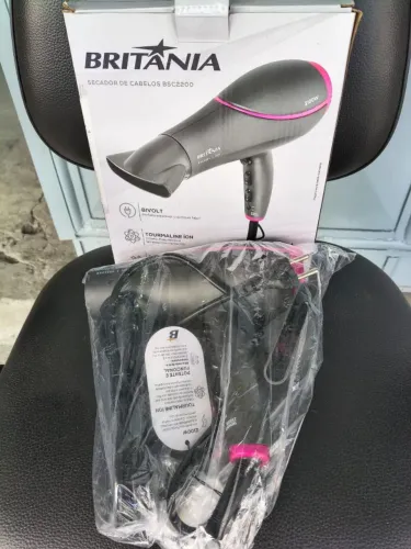 Secador de Cabelo Britânia Pouco Usado