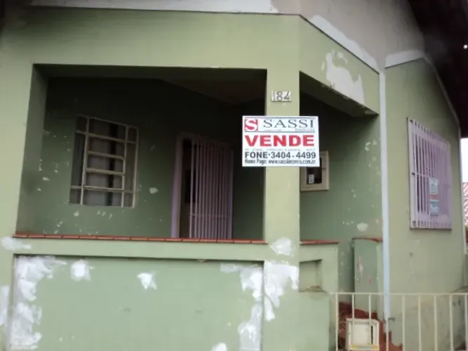 Casa em VILA CASTELAR