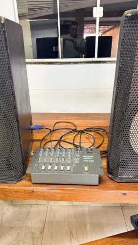 Caixa DONNER 300w