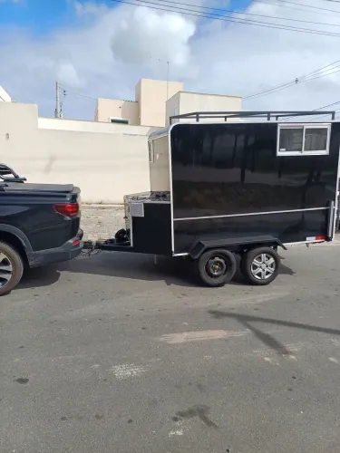 TRAILER Confortavel