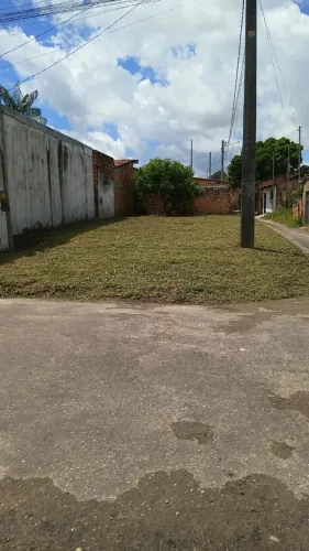 Terreno no Santa Helena Tv.espirito santo Castanhal. Tamanho 5 e Meio de frente 16 fundo