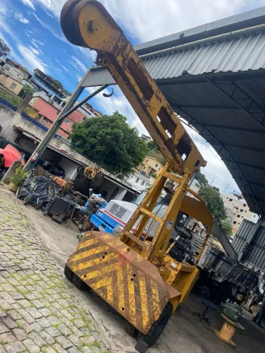 Guincho canarinho Hyster