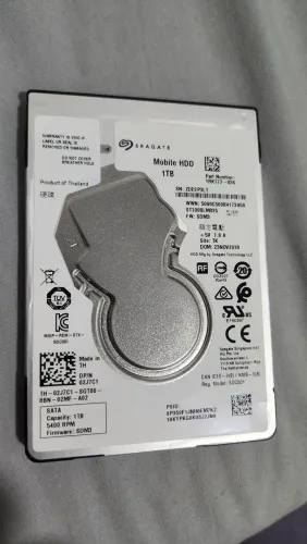 Unidade Armazenada Interna Seagate De 1 Tb St1000lm035 Sata 6 Gb/s Prateado