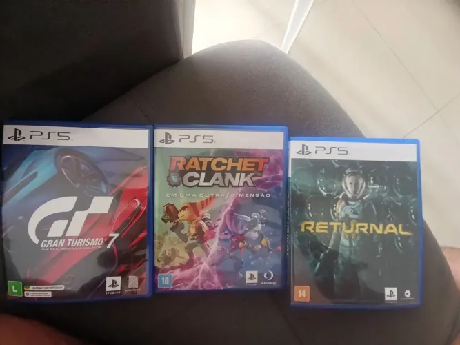 3 jogos de ps5, por preço de 1.