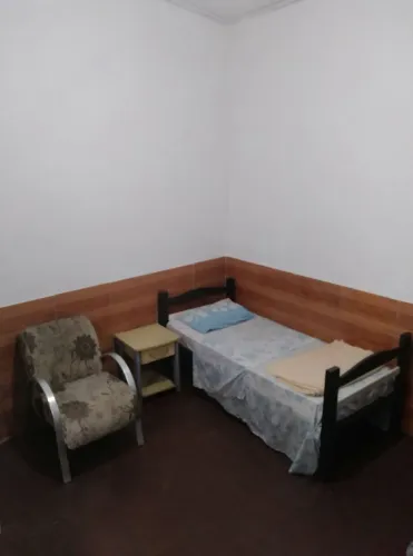 Quarto mobiliado sem contrato 