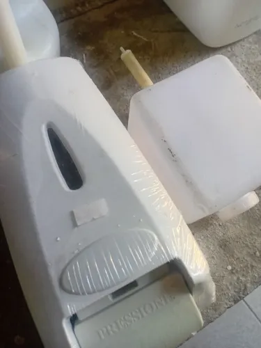 Porta sabonete líquido ou álcool em gel nunca usado