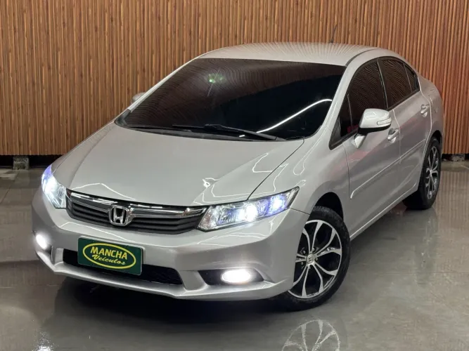 Honda Civic Sedan LXS 1.8/1.8 Flex 16V Mec. 4P 2014