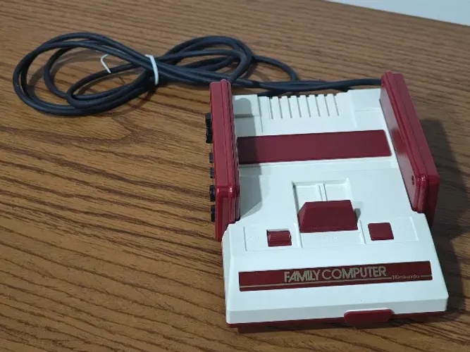 Famicom Classic Mini Edition Nintendo Original, Japonês