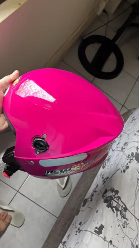 Capacetes usados