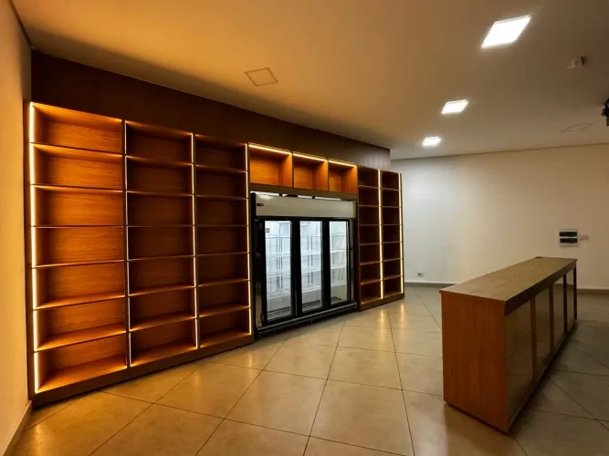 Vendo prateleiras planejada + balcão