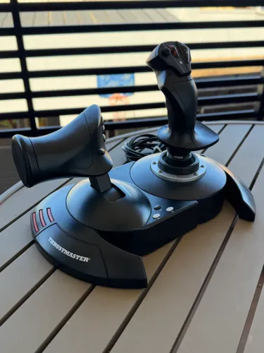 Joystick Manche Thrustmaster T.Flight Hotas X (PC/PS3) - Excelente Estado