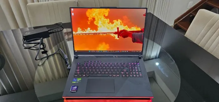 Notebook ASUS ROG STRIX SCAR 18