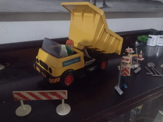 Playmobil caminhão de obras