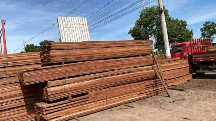Tábuas mista 30cm apenas 14$ o metro 