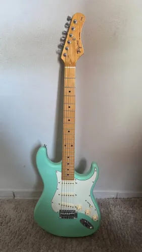 Guitarra Tagima TW530
