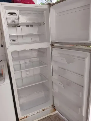 Geladeira em perfeito Estado 