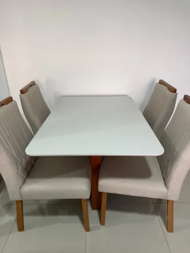 Mesa de Jantar Nova 1,20 x 0,80 com vibro 4mm