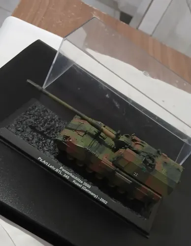 Miniatura Militar Tanque Obus Pzh 2000 Deagostini / Amercom