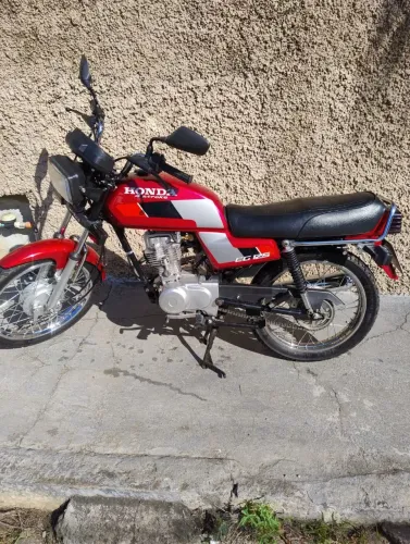 Vendo CG 125 ano 1986
