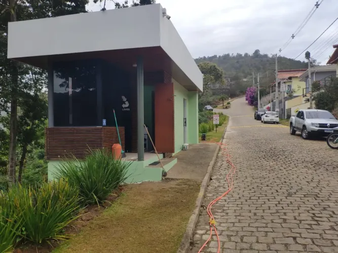 Teresópolis, Terreno com 560m² em condomínio
