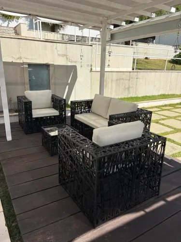Jogo de sofá 2 lugares 2 poltrona 1 mesa de centro