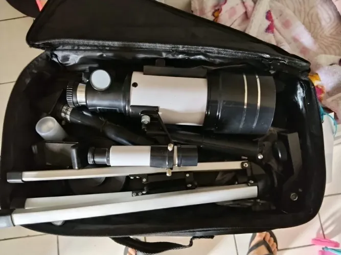 Telescópio amador, experiência incrível da vista da lua e demais planetas.