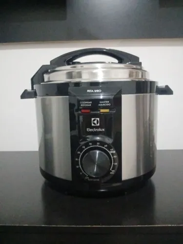 Panela de pressão elétrica NOVA